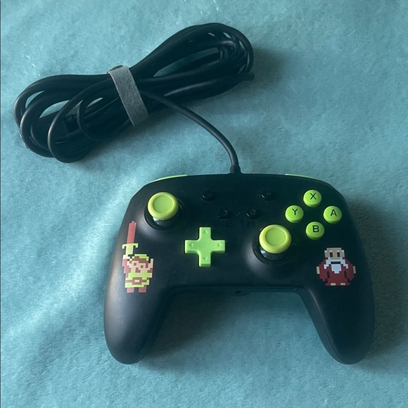 Nintendo Switch Console Set - Picture 4 of 13